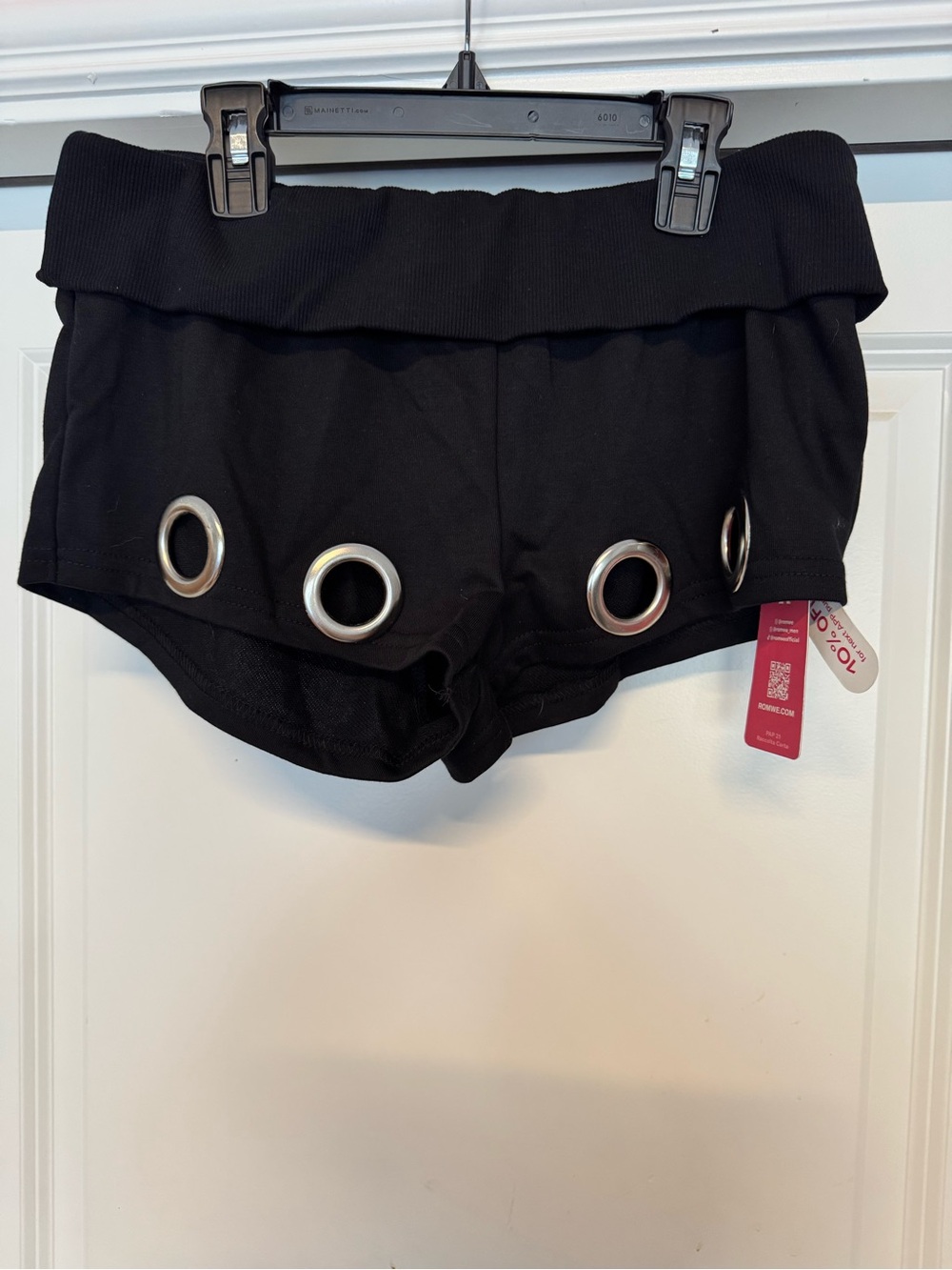 Romwe Black Shorts NWT